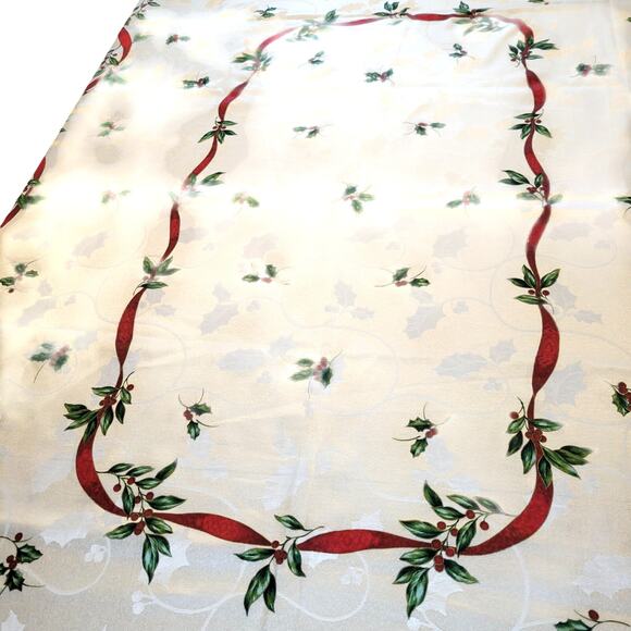 Vintage Christmas Tablecloth 82x58" Rectangle Red Holly Berry Pattern Shimmery - Picture 15 of 16
